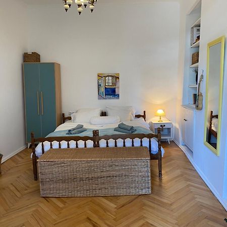Old Tbilisi City Center, Two - Room Apartment المظهر الخارجي الصورة